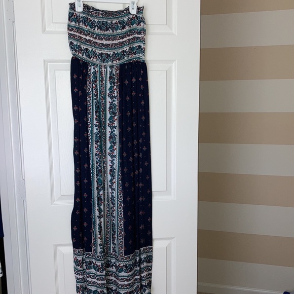 Strapless Maxi Dress - Picture 5 of 7